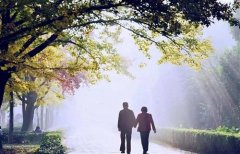 描写父亲苍老的句子 描写父亲苍老的段落