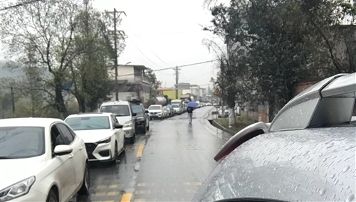 堵车心情烦躁的说说