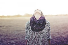 男人抽烟时发的伤感句子