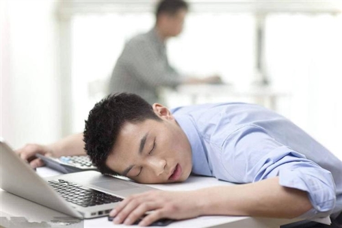 描写瞌睡的幽默句子(精选61句) 描写瞌睡的幽默句子(精选61句)